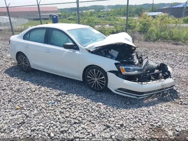 3VWD17AJ3GM343582 2016 VOLKSWAGEN JETTA - Image 1