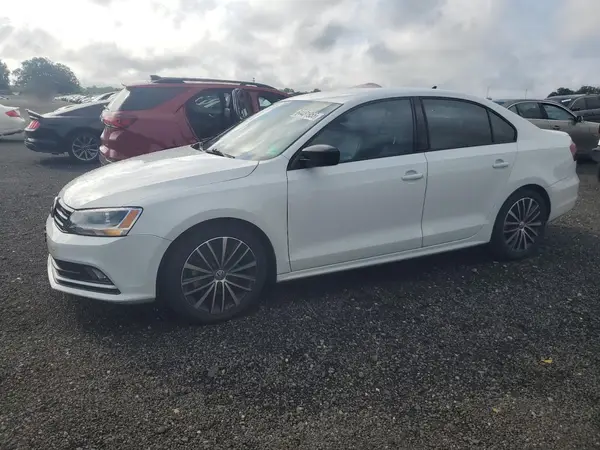 3VWD17AJ3GM364903 2016 VOLKSWAGEN JETTA - Image 1