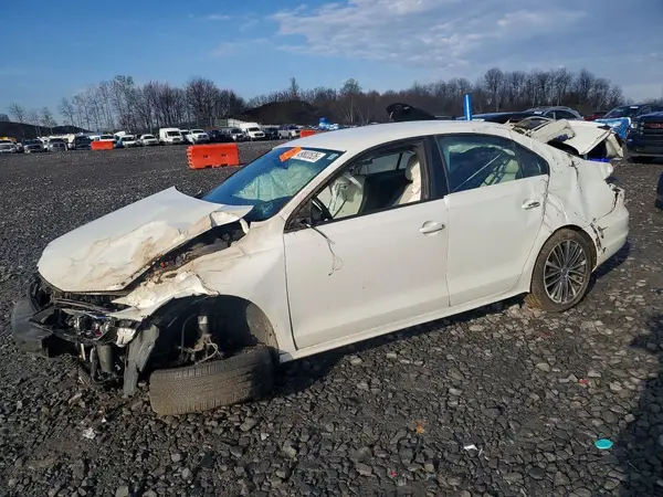3VWD17AJ3GM390899 2016 VOLKSWAGEN JETTA - Image 1