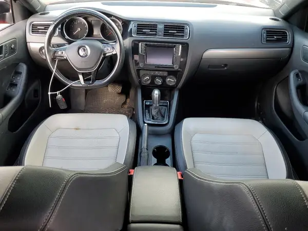 3VWD17AJ3GM395780 2016 VOLKSWAGEN JETTA - Image 8