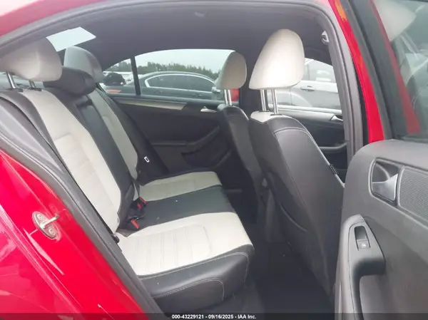 3VWD17AJ3HM285281 2017 VOLKSWAGEN JETTA - Image 8