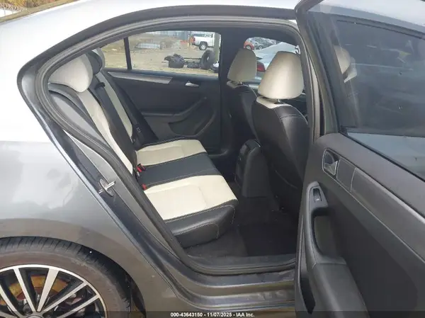 3VWD17AJ3HM289329 2017 VOLKSWAGEN JETTA - Image 8