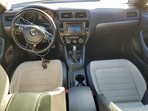 3VWD17AJ3HM391505 2017 VOLKSWAGEN JETTA - Image 8