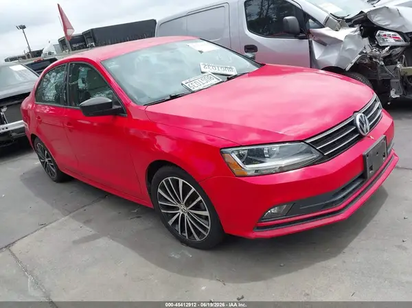 3VWD17AJ3HM394484 2017 VOLKSWAGEN JETTA - Image 1