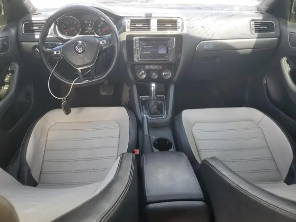 3VWD17AJ3HM410375 2017 VOLKSWAGEN JETTA - Image 8
