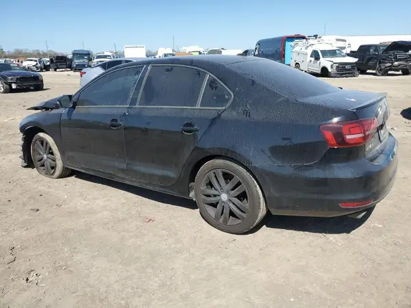 3VWD17AJ3JM217830 2018 VOLKSWAGEN JETTA - Image 2