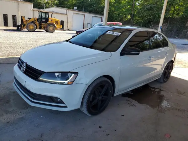 3VWD17AJ3JM237317 2018 VOLKSWAGEN JETTA - Image 1
