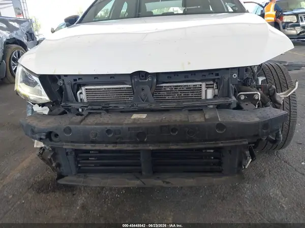 2018 VOLKSWAGEN JETTA auction photo 6