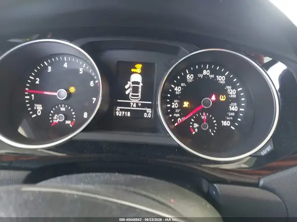2018 VOLKSWAGEN JETTA auction photo 7