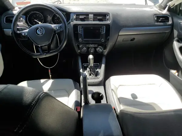 3VWD17AJ4GM232023 2016 VOLKSWAGEN JETTA - Image 8