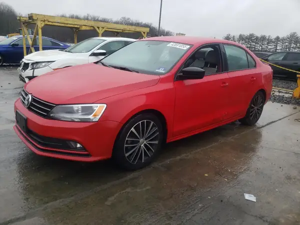 3VWD17AJ4GM295333 2016 VOLKSWAGEN JETTA - Image 1