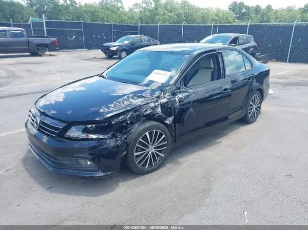 3VWD17AJ4GM298412 2016 VOLKSWAGEN JETTA - Image 2