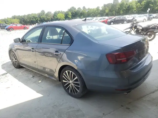 3VWD17AJ4GM300868 2016 VOLKSWAGEN JETTA - Image 2