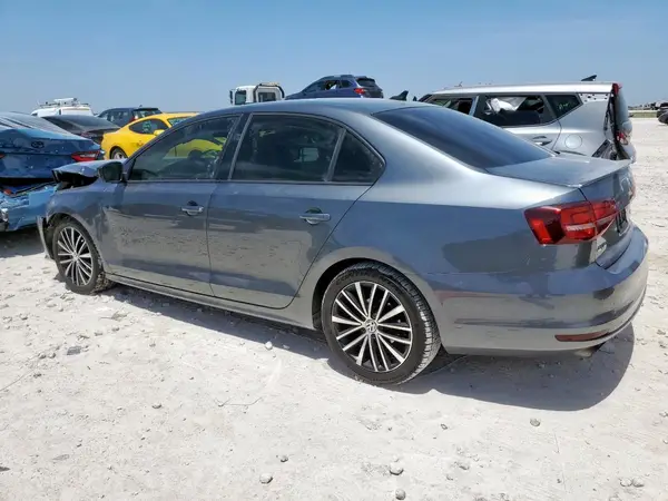 3VWD17AJ4GM329982 2016 VOLKSWAGEN JETTA - Image 2