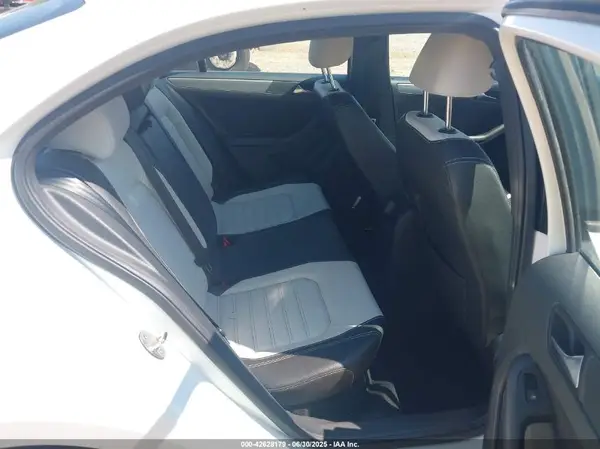3VWD17AJ4GM386540 2016 VOLKSWAGEN JETTA - Image 8