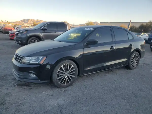 3VWD17AJ4GM391124 2016 VOLKSWAGEN JETTA - Image 1