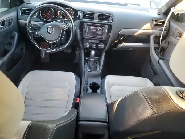 3VWD17AJ4GM391124 2016 VOLKSWAGEN JETTA - Image 8