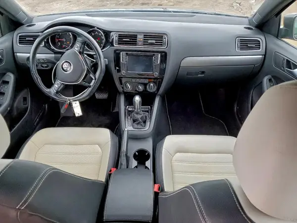 3VWD17AJ4HM304808 2017 VOLKSWAGEN JETTA - Image 8