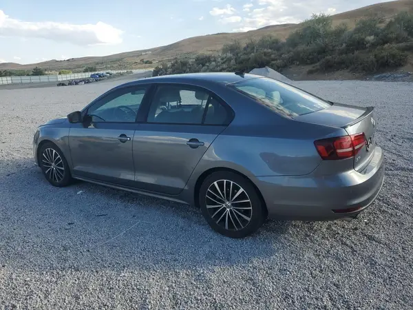 3VWD17AJ4HM305506 2017 VOLKSWAGEN JETTA - Image 2