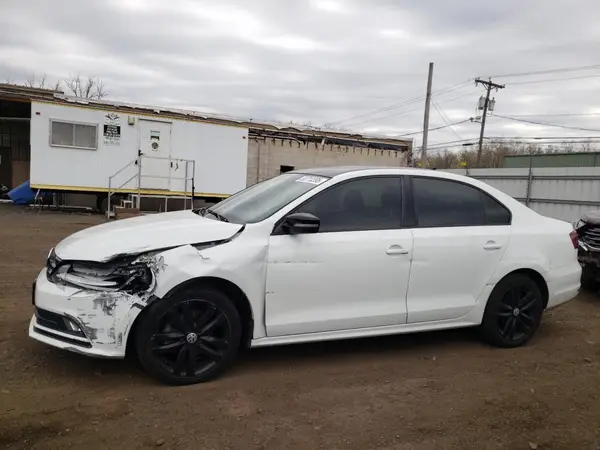 3VWD17AJ4JM214371 2018 VOLKSWAGEN JETTA - Image 1