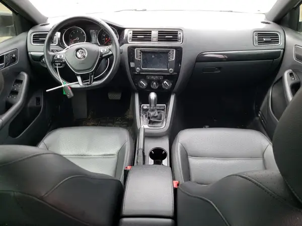 3VWD17AJ4JM214371 2018 VOLKSWAGEN JETTA - Image 8