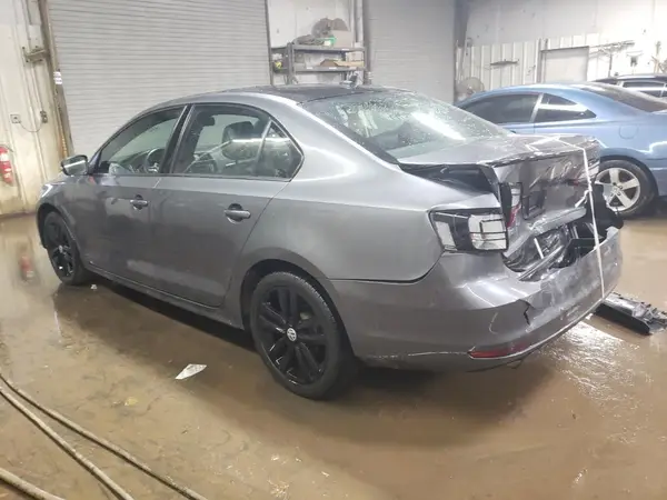 3VWD17AJ4JM248889 2018 VOLKSWAGEN JETTA - Image 2