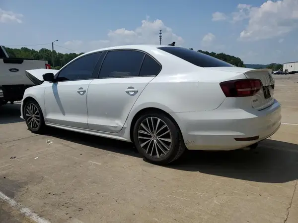 3VWD17AJ5GM228479 2016 VOLKSWAGEN JETTA - Image 2