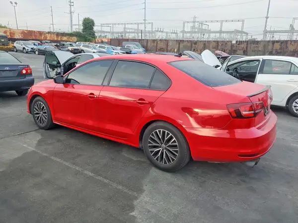 3VWD17AJ5GM230782 2016 VOLKSWAGEN JETTA - Image 2