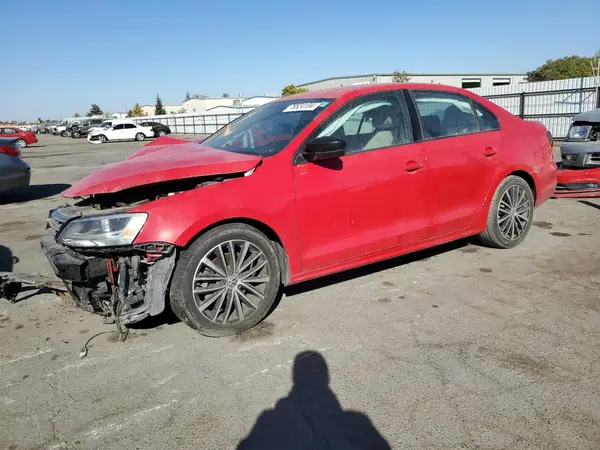 3VWD17AJ5GM271039 2016 VOLKSWAGEN JETTA - Image 1