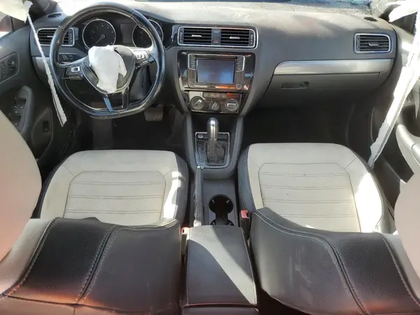 3VWD17AJ5GM271039 2016 VOLKSWAGEN JETTA - Image 8