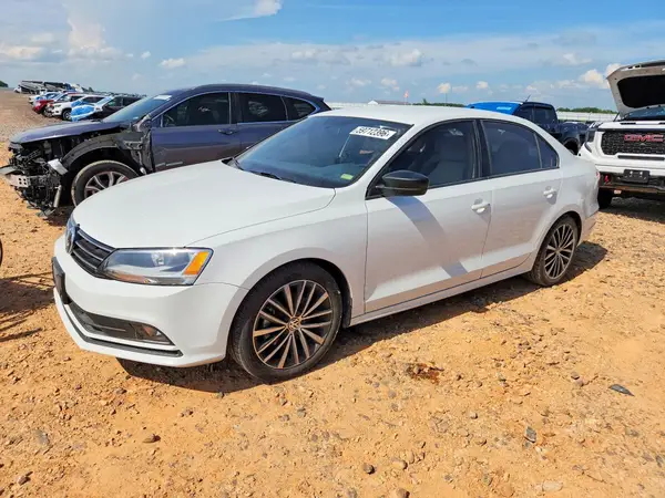 3VWD17AJ5GM284003 2016 VOLKSWAGEN JETTA - Image 1