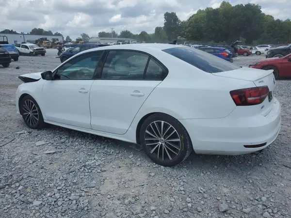3VWD17AJ5GM287290 2016 VOLKSWAGEN JETTA - Image 2