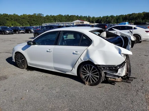 3VWD17AJ5GM302421 2016 VOLKSWAGEN JETTA - Image 2