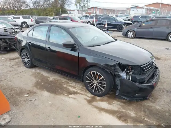 3VWD17AJ5GM304475 2016 VOLKSWAGEN JETTA - Image 1