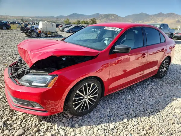 3VWD17AJ5GM307960 2016 VOLKSWAGEN JETTA - Image 1