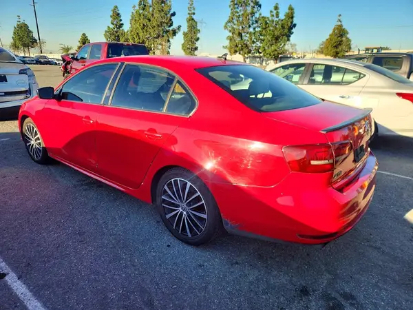 3VWD17AJ5GM333376 2016 VOLKSWAGEN JETTA - Image 2