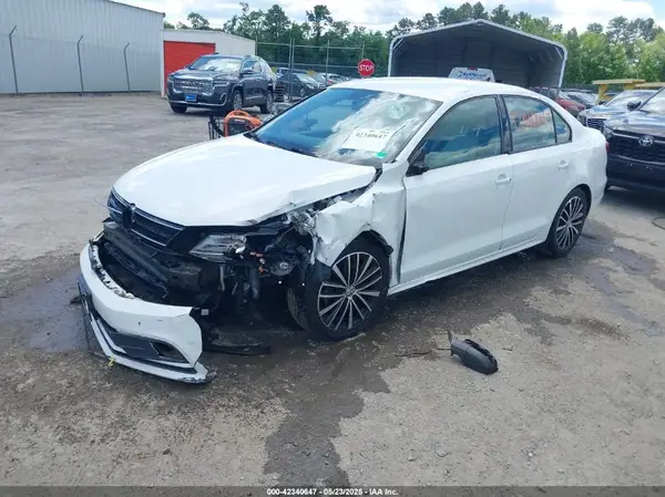 3VWD17AJ5GM342014 2016 VOLKSWAGEN JETTA - Image 2