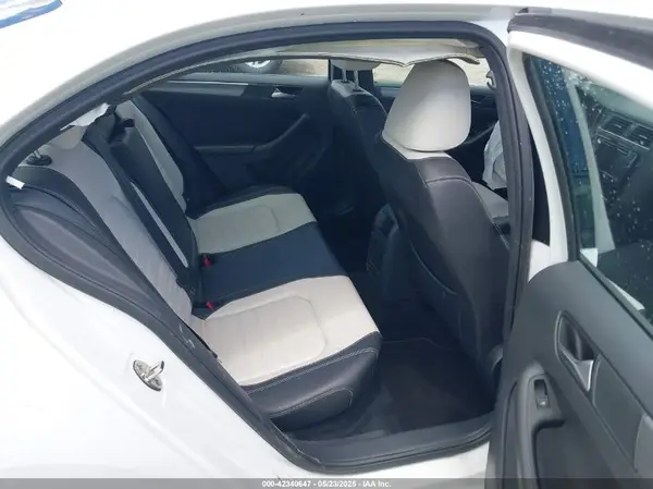 3VWD17AJ5GM342014 2016 VOLKSWAGEN JETTA - Image 8