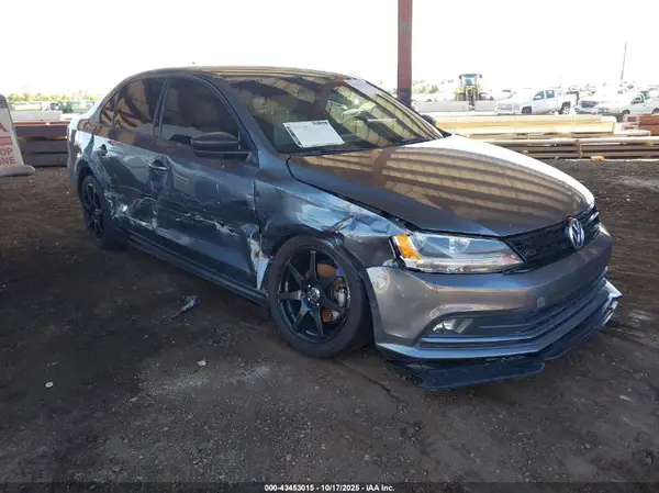 3VWD17AJ5GM400848 2016 VOLKSWAGEN JETTA - Image 1