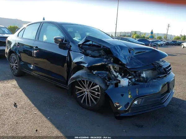 3VWD17AJ5GM411154 2016 VOLKSWAGEN JETTA - Image 1