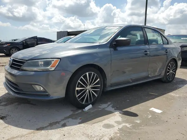 3VWD17AJ5GM419805 2016 VOLKSWAGEN JETTA - Image 1