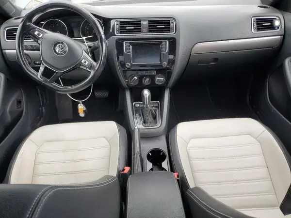 3VWD17AJ5HM390694 2017 VOLKSWAGEN JETTA - Image 8