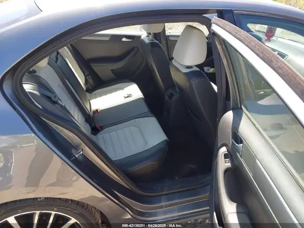 3VWD17AJ5HM408420 2017 VOLKSWAGEN JETTA - Image 8