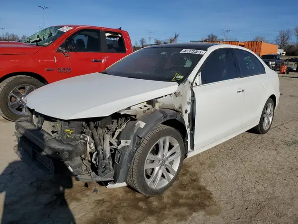 3VWD17AJ5JM220809 2018 VOLKSWAGEN JETTA - Image 1