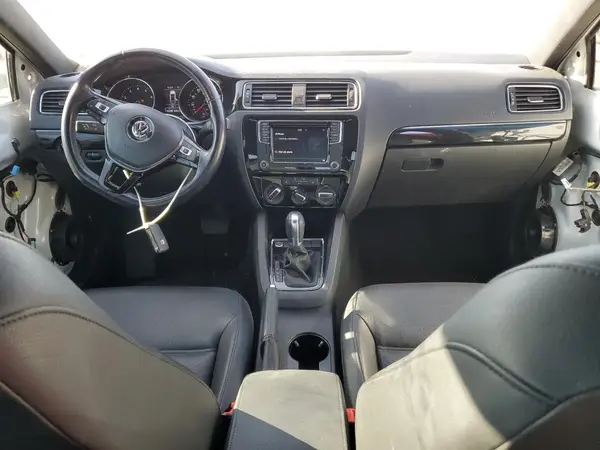 3VWD17AJ5JM220809 2018 VOLKSWAGEN JETTA - Image 8