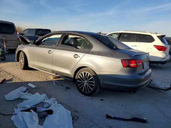 3VWD17AJ6GM220939 2016 VOLKSWAGEN JETTA - Image 2