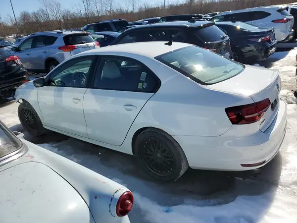 3VWD17AJ6GM236476 2016 VOLKSWAGEN JETTA - Image 2