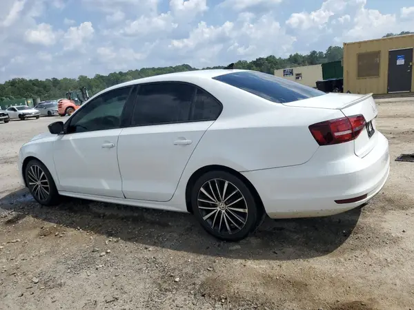 3VWD17AJ6GM236543 2016 VOLKSWAGEN JETTA - Image 2