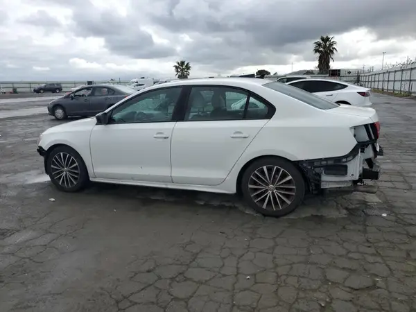 3VWD17AJ6GM236803 2016 VOLKSWAGEN JETTA - Image 2