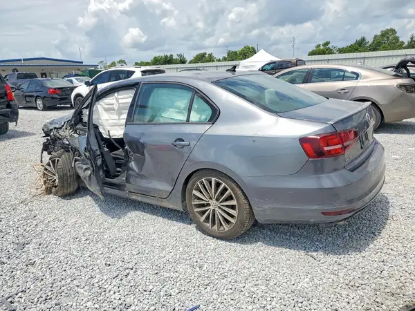 3VWD17AJ6GM242018 2016 VOLKSWAGEN JETTA - Image 2